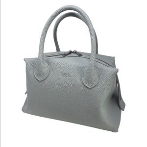 Beck bags Paris Monteiro